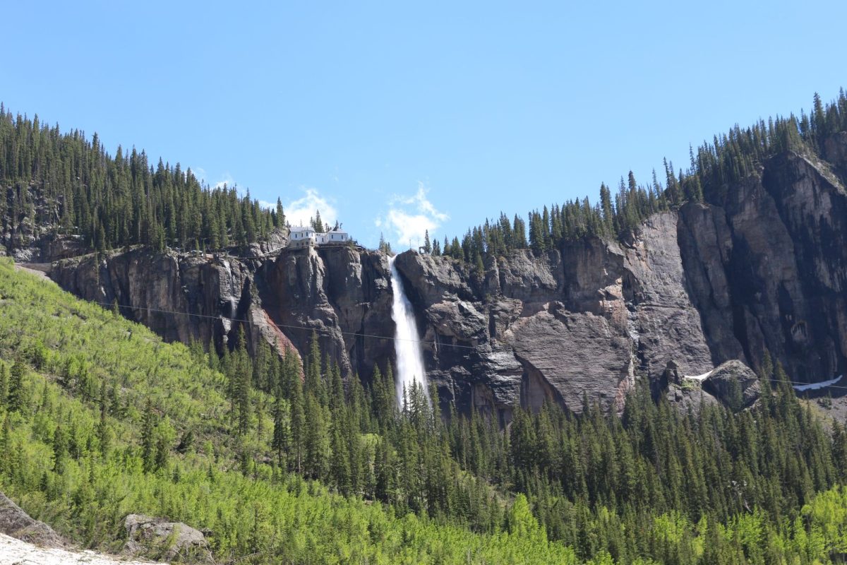 bridal veil falls in summer
